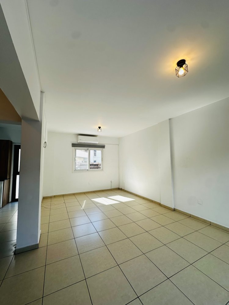 3 bedrooms Villa in Limassol, Cyprus No. 62745