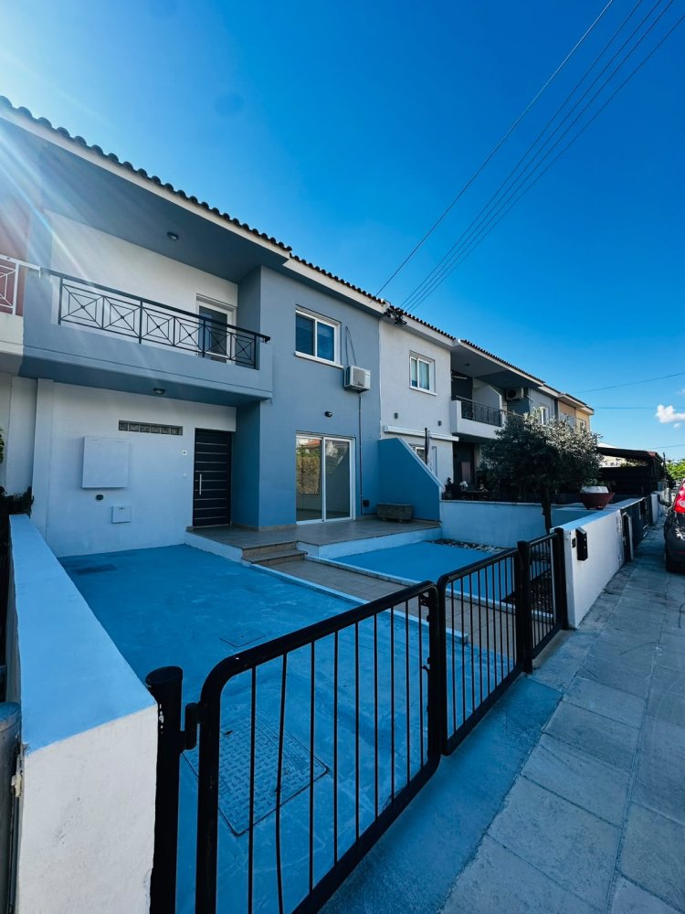 3 bedrooms Villa in Limassol, Cyprus No. 62745