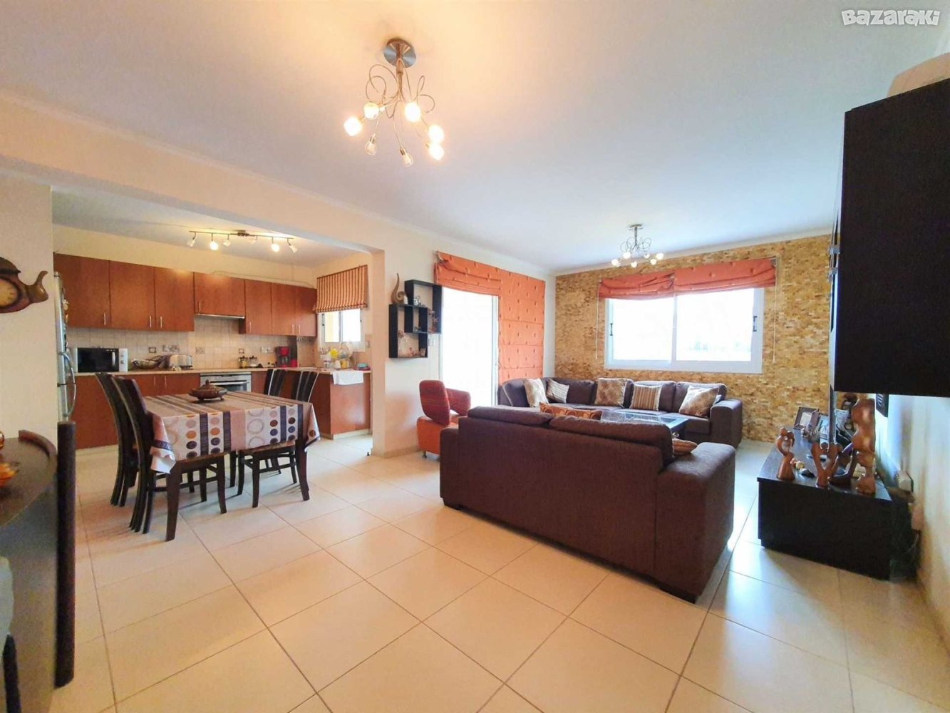 3 bedrooms Apartment in Mesa Geitonia, Limassol, Cyprus No. 62264