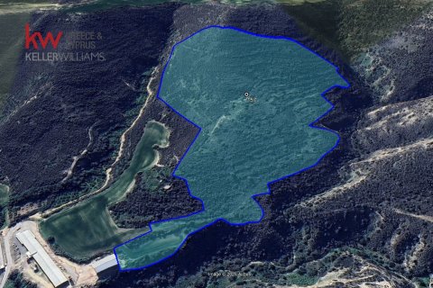 Земельный участок 93647м2 в Агиос Теодорос, Ларнака, Кипр № 40474