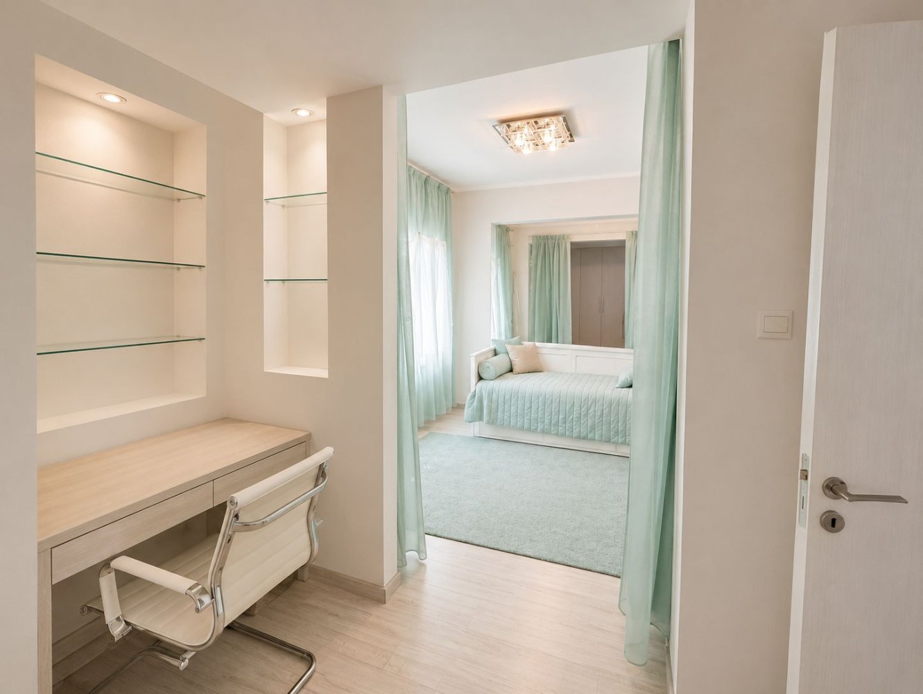 3 bedrooms Apartment in Agios Tychonas, Limassol, Cyprus No. 60589