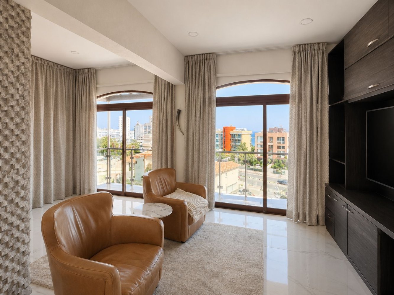 3 bedrooms Apartment in Agios Tychonas, Limassol, Cyprus No. 60589