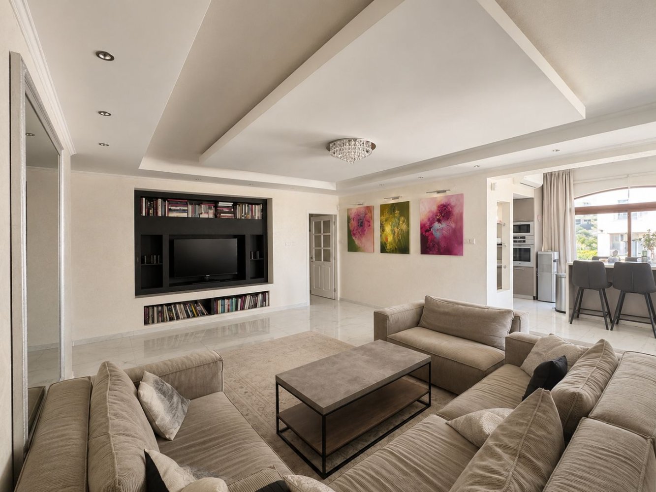 3 bedrooms Apartment in Agios Tychonas, Limassol, Cyprus No. 60589