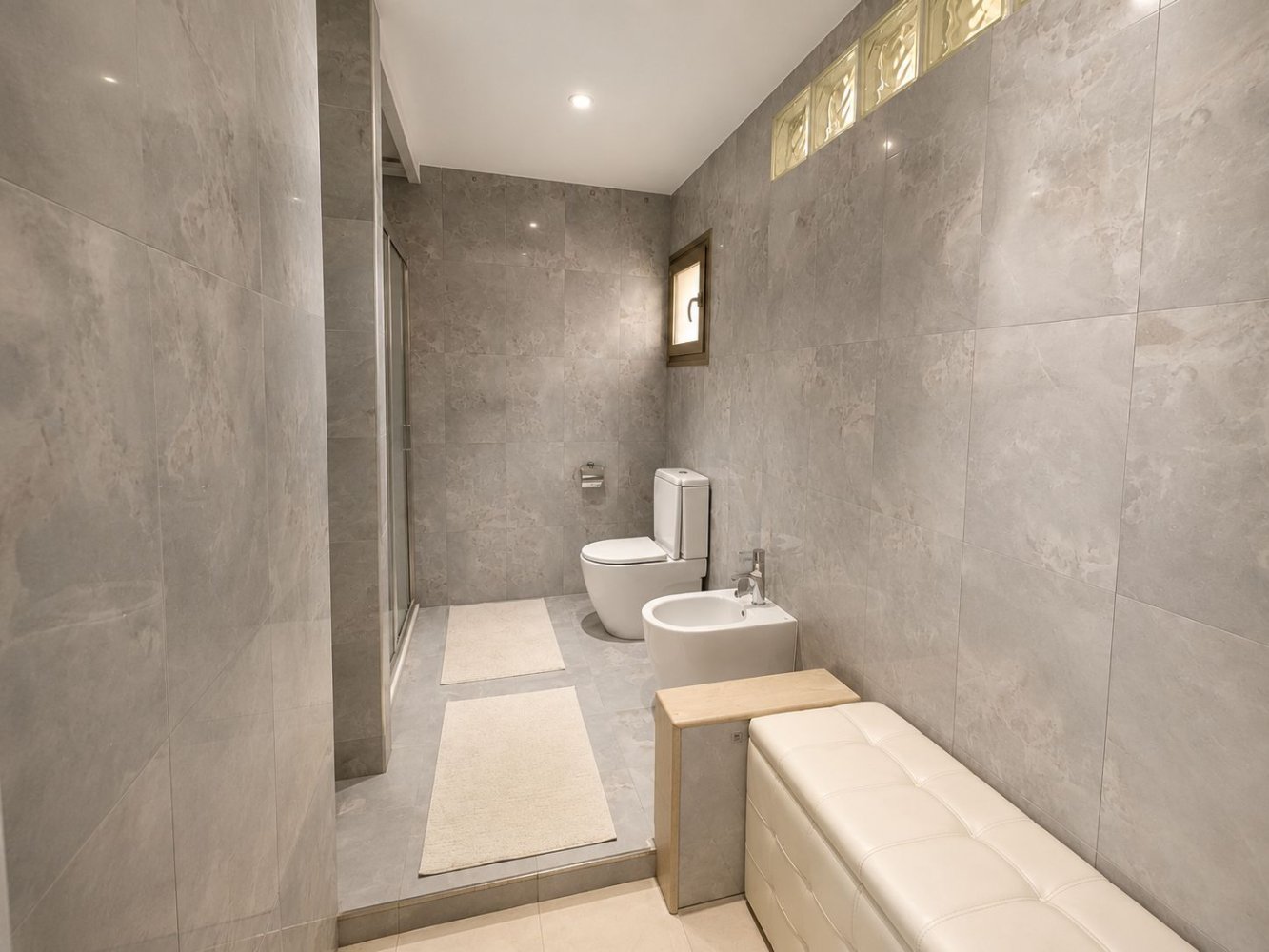 3 bedrooms Apartment in Agios Tychonas, Limassol, Cyprus No. 60589