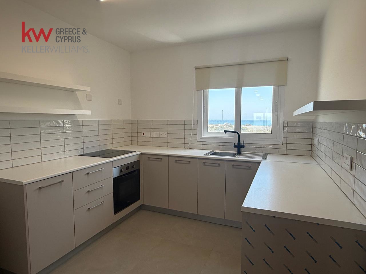 3 dormitorios Apartamento en Larnaca, Larnaka, Chipre No. 52147
