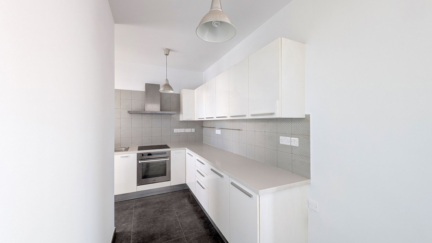 3 dormitorios Apartamento en Strovolos, Nicosia, Chipre No. 65548