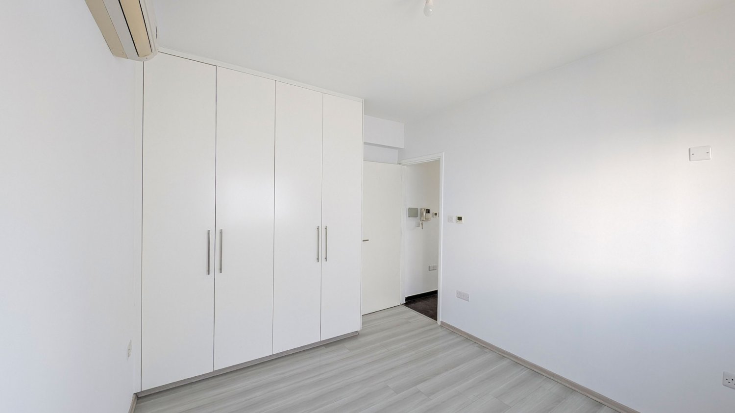 3 dormitorios Apartamento en Strovolos, Nicosia, Chipre No. 65548