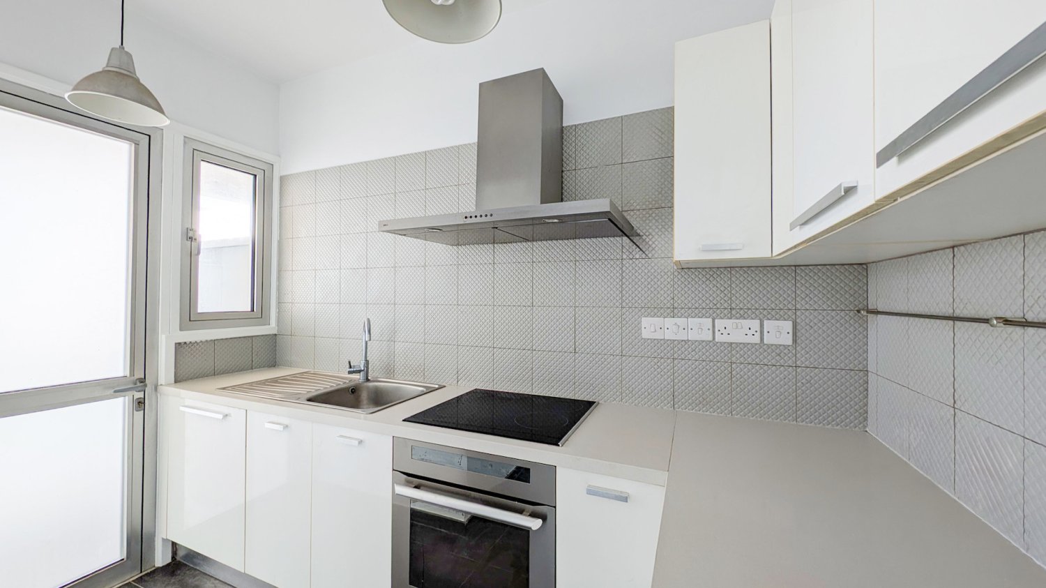 3 dormitorios Apartamento en Strovolos, Nicosia, Chipre No. 65548