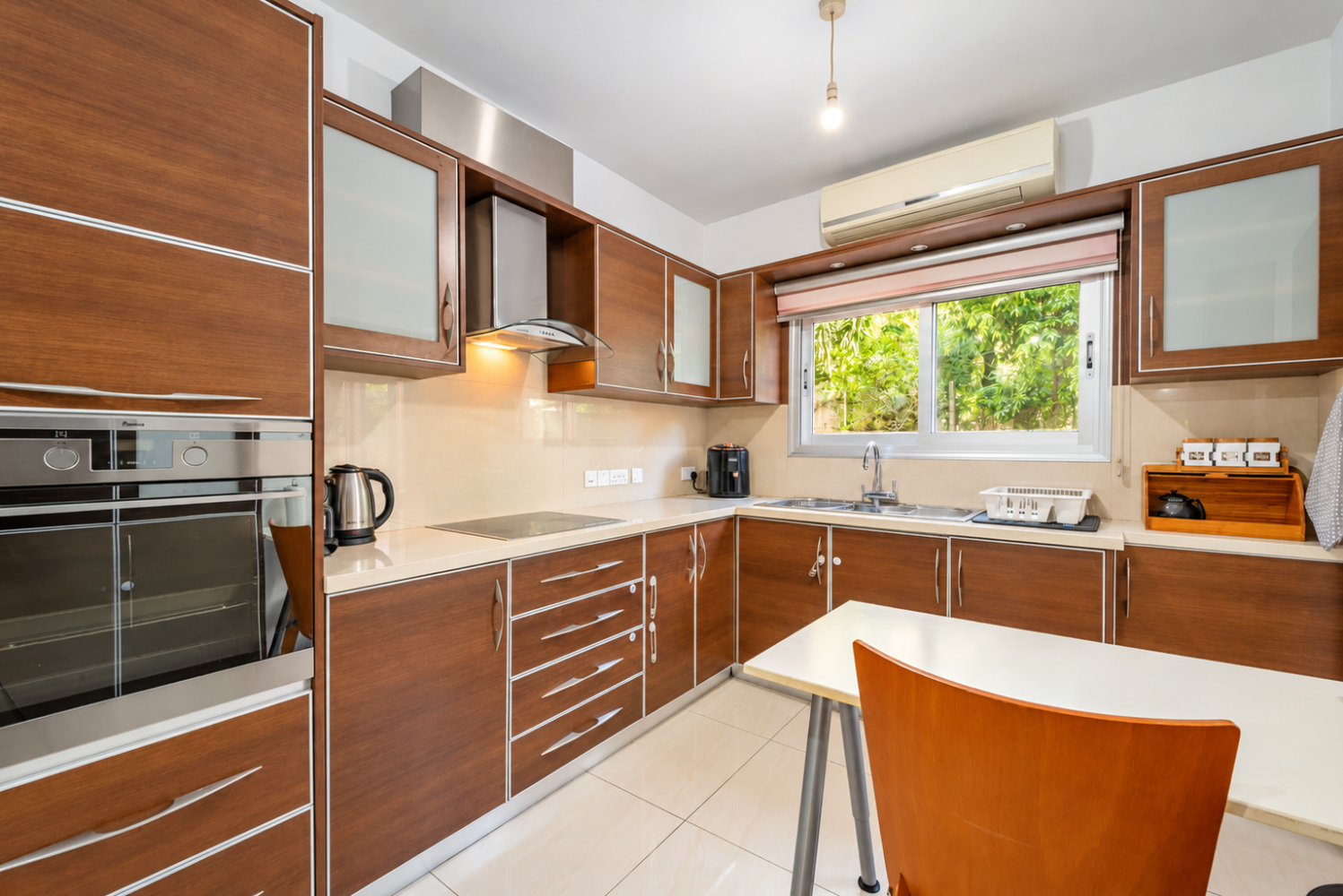 3 bedrooms Apartment in Neapolis, Limassol, Cyprus No. 62733