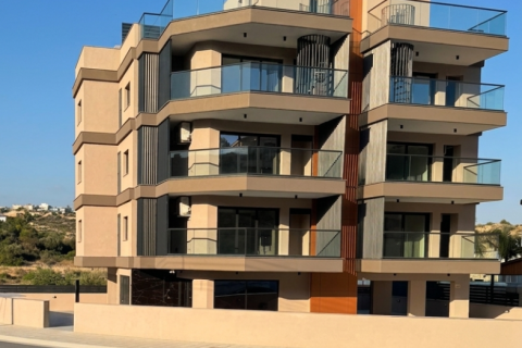 12 dormitorios Edificio en Agios Athanasios, Limassol, Chipre No. 62119