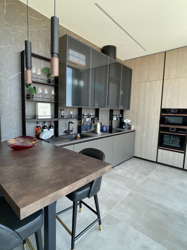 2 bedrooms Penthouse in Agios Athanasios, Limassol, Cyprus No. 55001