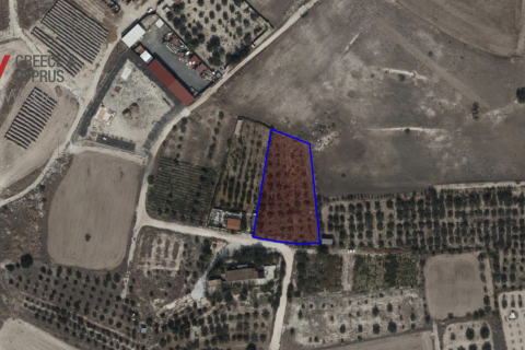 2184m2 Land in Aradippou, Larnaka, Cyprus No. 56695