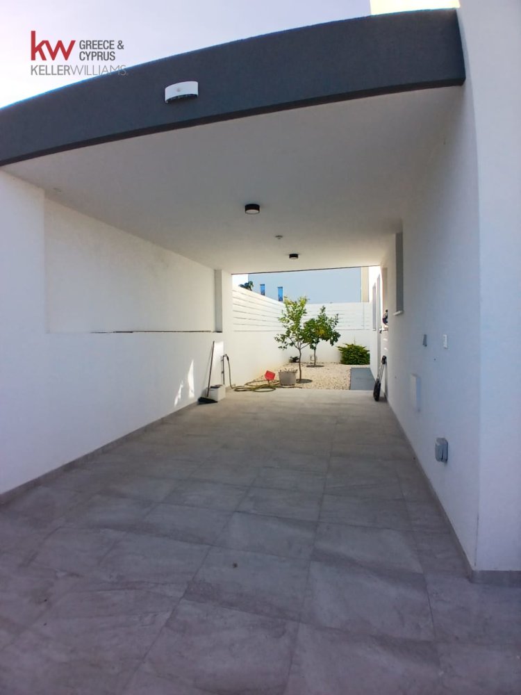 3 bedrooms Villa in Chloraka, Paphos, Cyprus No. 60751
