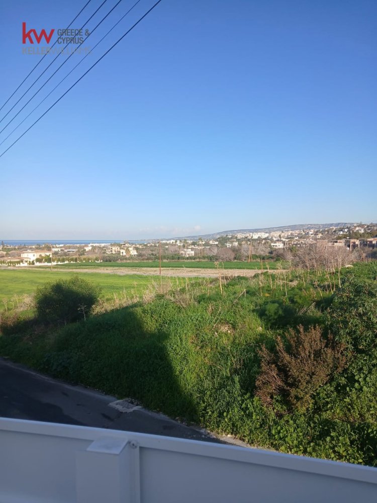 3 bedrooms Villa in Chloraka, Paphos, Cyprus No. 60751