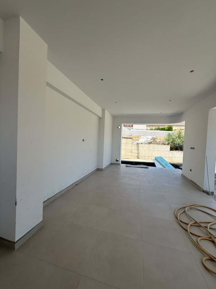 3 bedrooms Apartment in Agios Athanasios, Limassol, Cyprus No. 61999