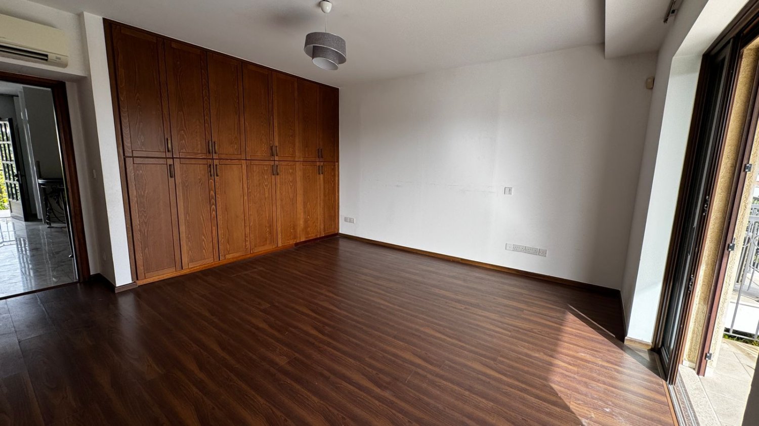 7 dormitorios Villa en Mouttagiaka, Limassol, Chipre No. 62402