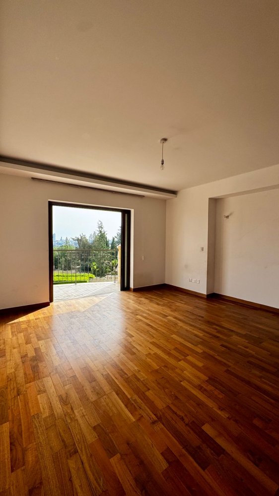 7 dormitorios Villa en Mouttagiaka, Limassol, Chipre No. 62402