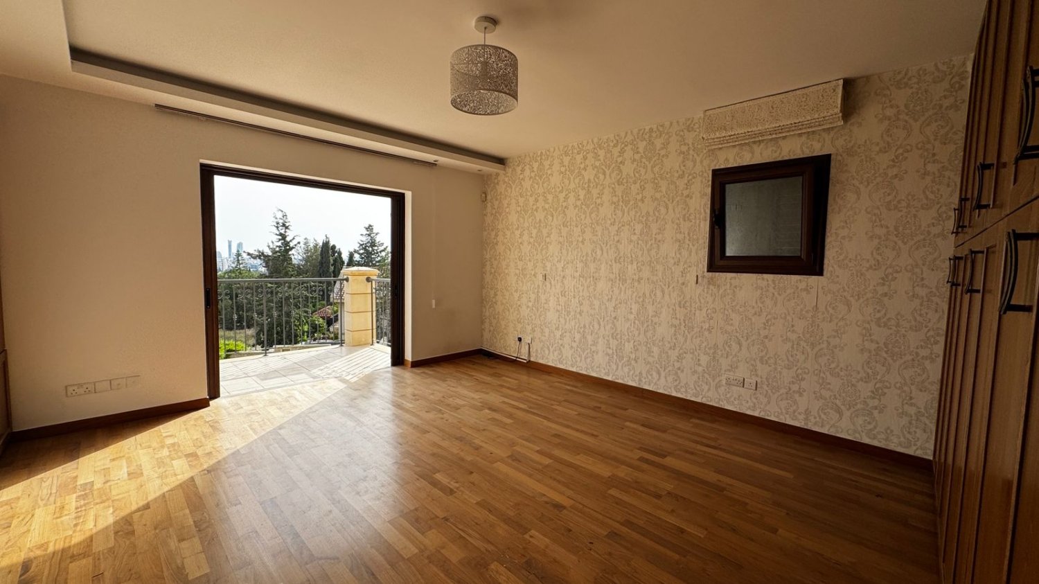 7 dormitorios Villa en Mouttagiaka, Limassol, Chipre No. 62402