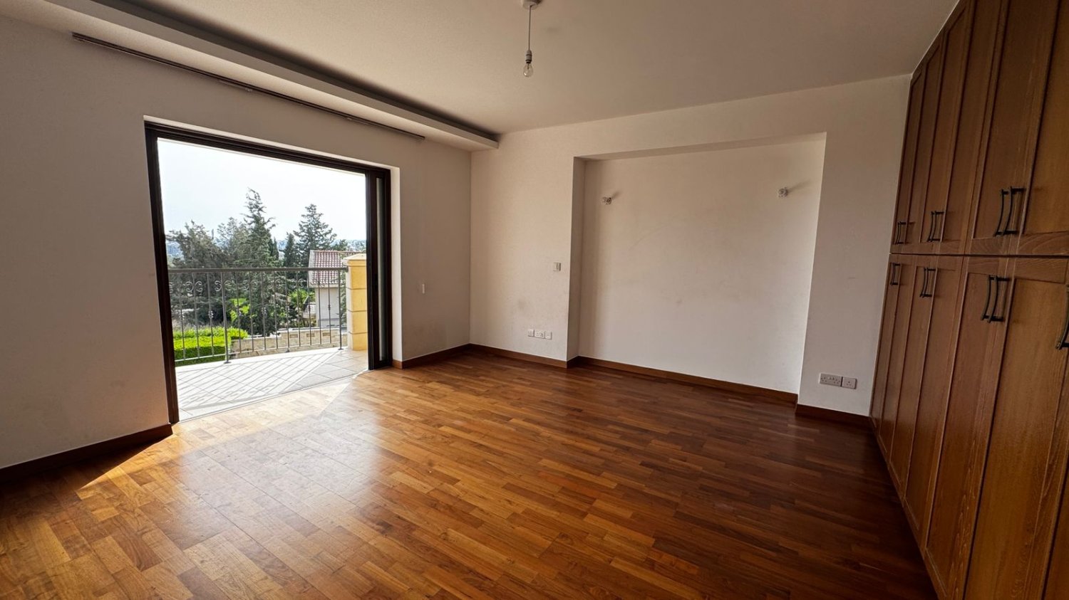7 dormitorios Villa en Mouttagiaka, Limassol, Chipre No. 62402