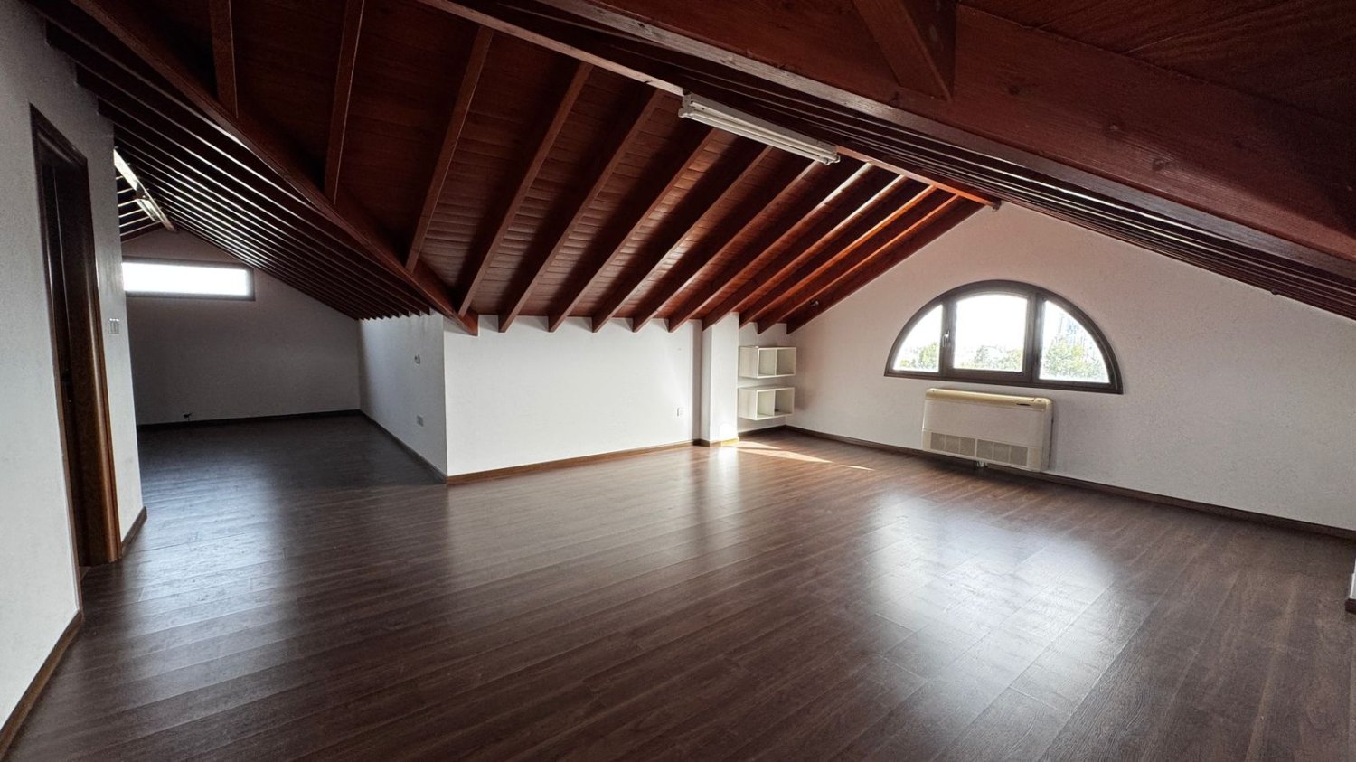 7 dormitorios Villa en Mouttagiaka, Limassol, Chipre No. 62402