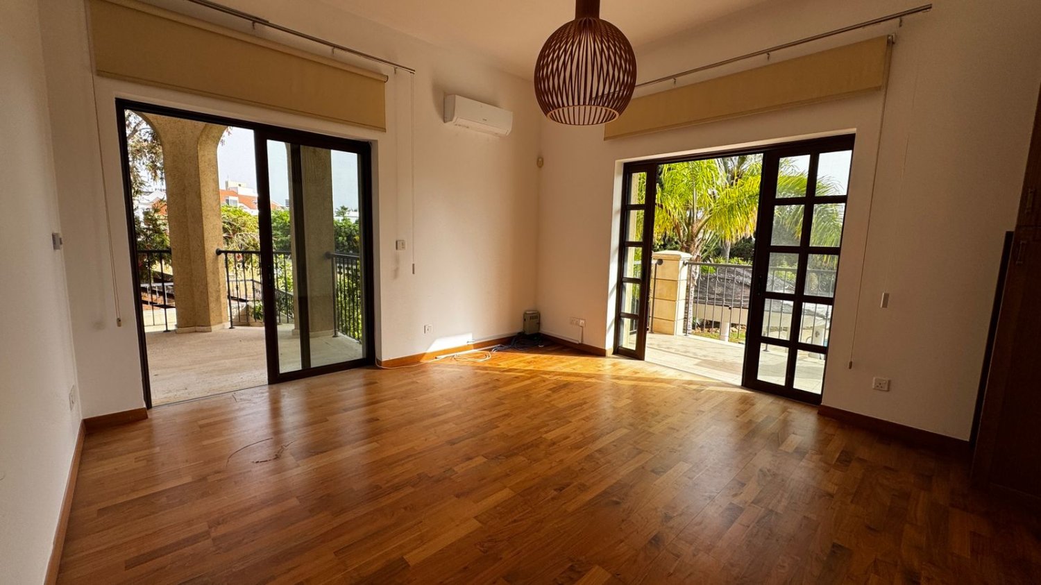 7 dormitorios Villa en Mouttagiaka, Limassol, Chipre No. 62402