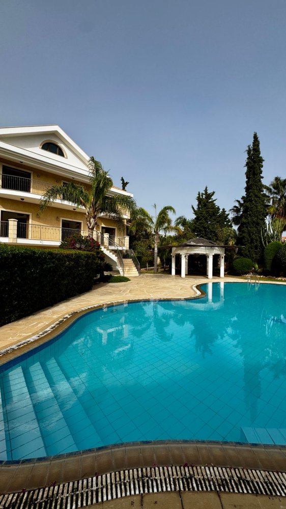 7 dormitorios Villa en Mouttagiaka, Limassol, Chipre No. 62402