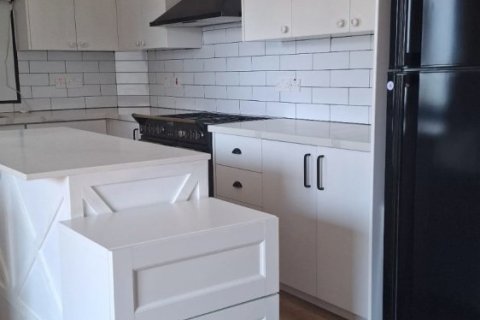 Квартира с 2 спальнями в Кити, Ларнака, Кипр № 40211