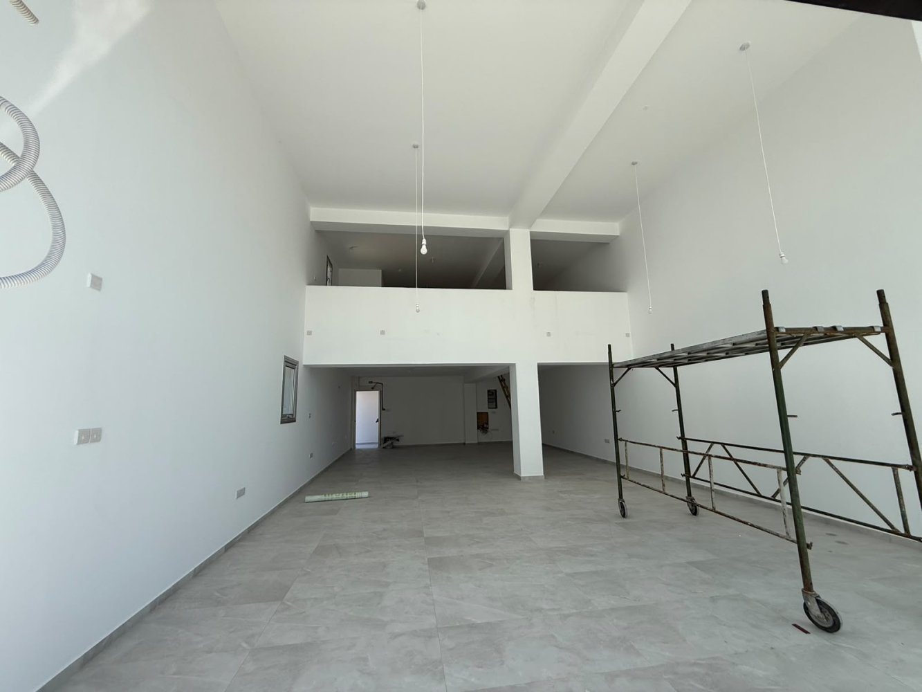 170m2 Commercial property in Paphos, Cyprus No. 61051
