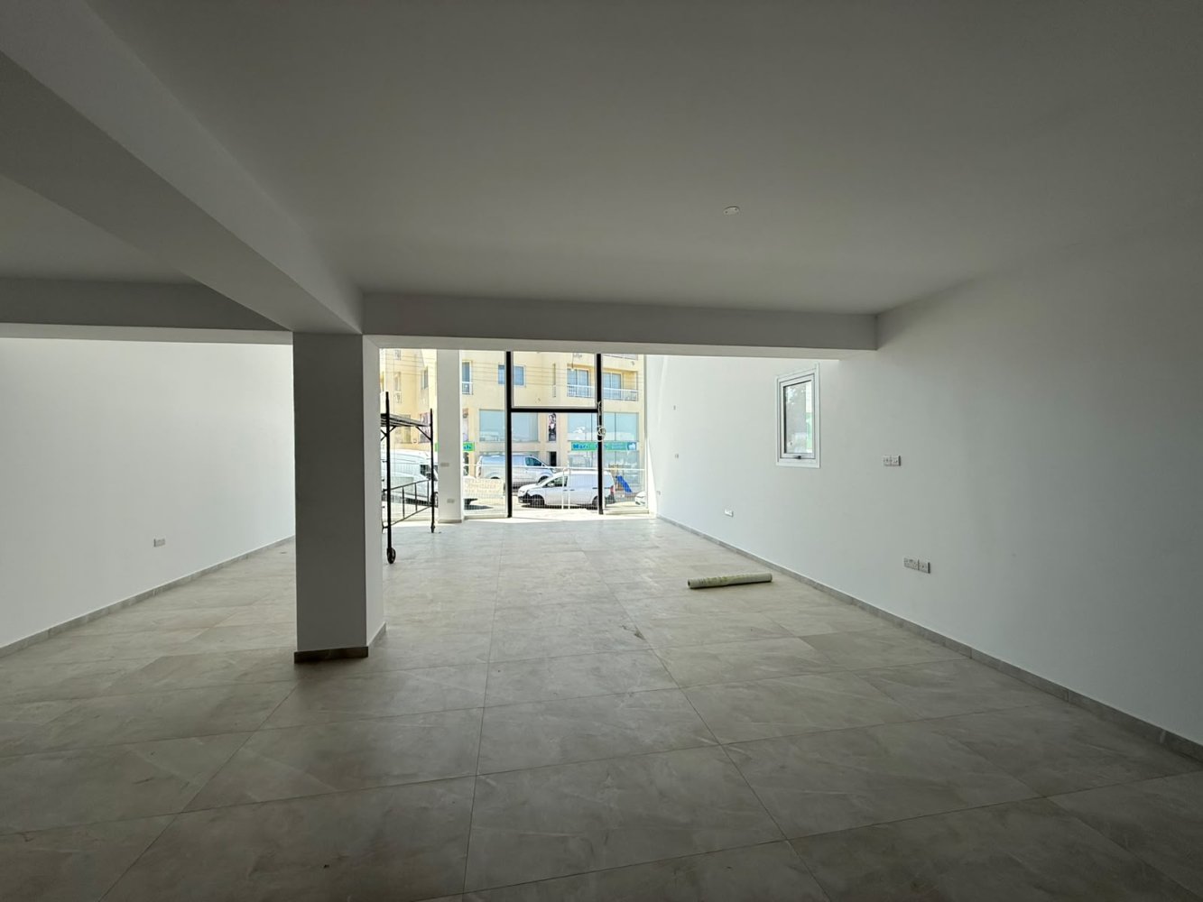 170m2 Commercial property in Paphos, Cyprus No. 61051