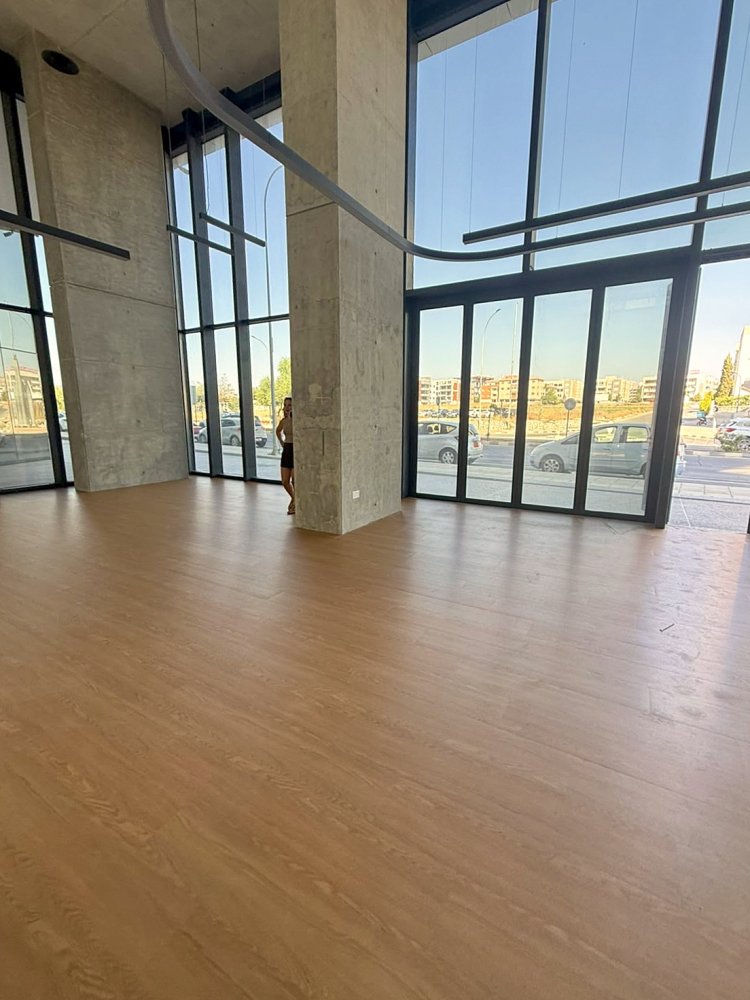 6 rooms Office in Mesa Geitonia, Limassol, Cyprus No. 62333