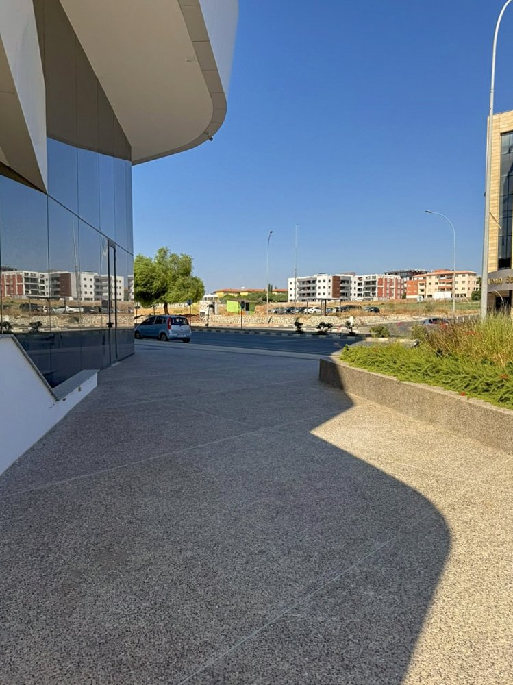 6 rooms Office in Mesa Geitonia, Limassol, Cyprus No. 62333