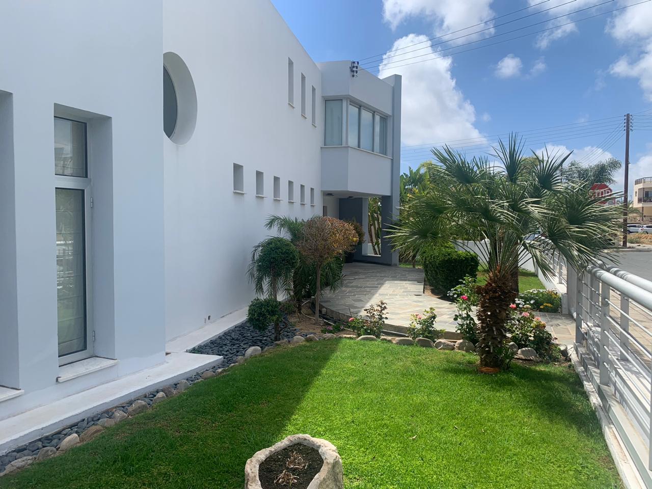 5 bedrooms Villa in Anavargos, Paphos, Cyprus No. 61044