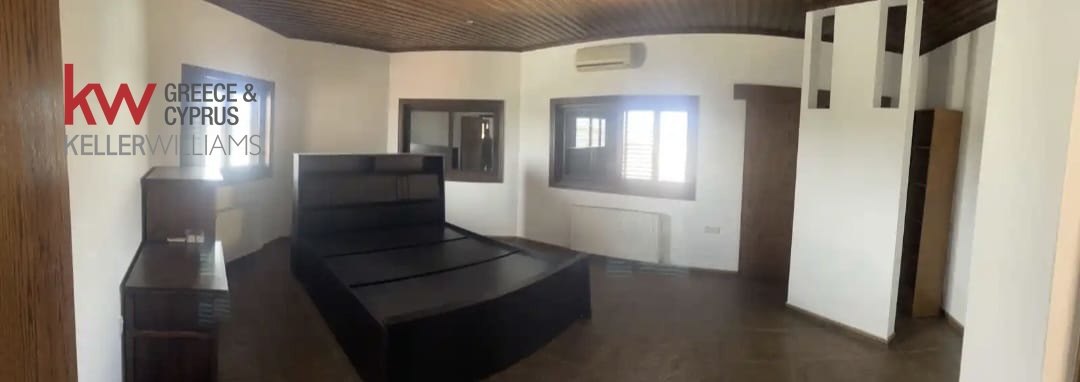 6 chambres Villa à Lakatamia, Nicosia, Chypre No. 40641