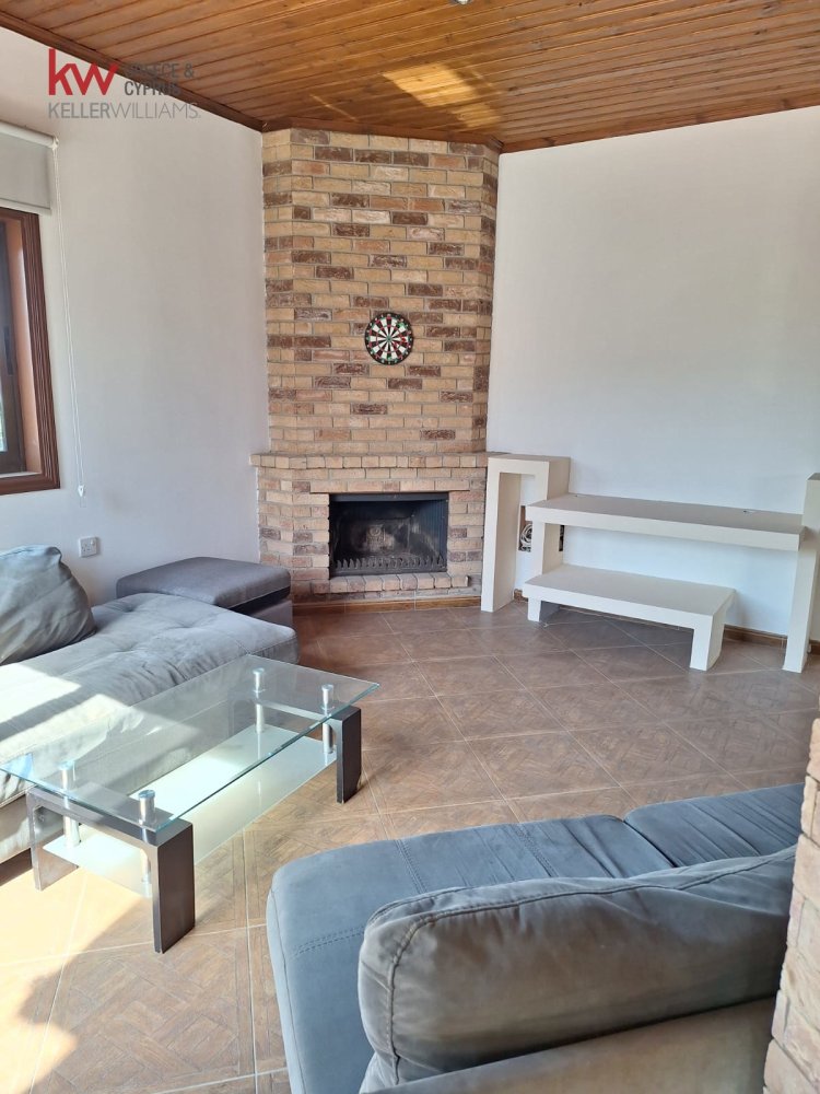 6 chambres Villa à Lakatamia, Nicosia, Chypre No. 40641