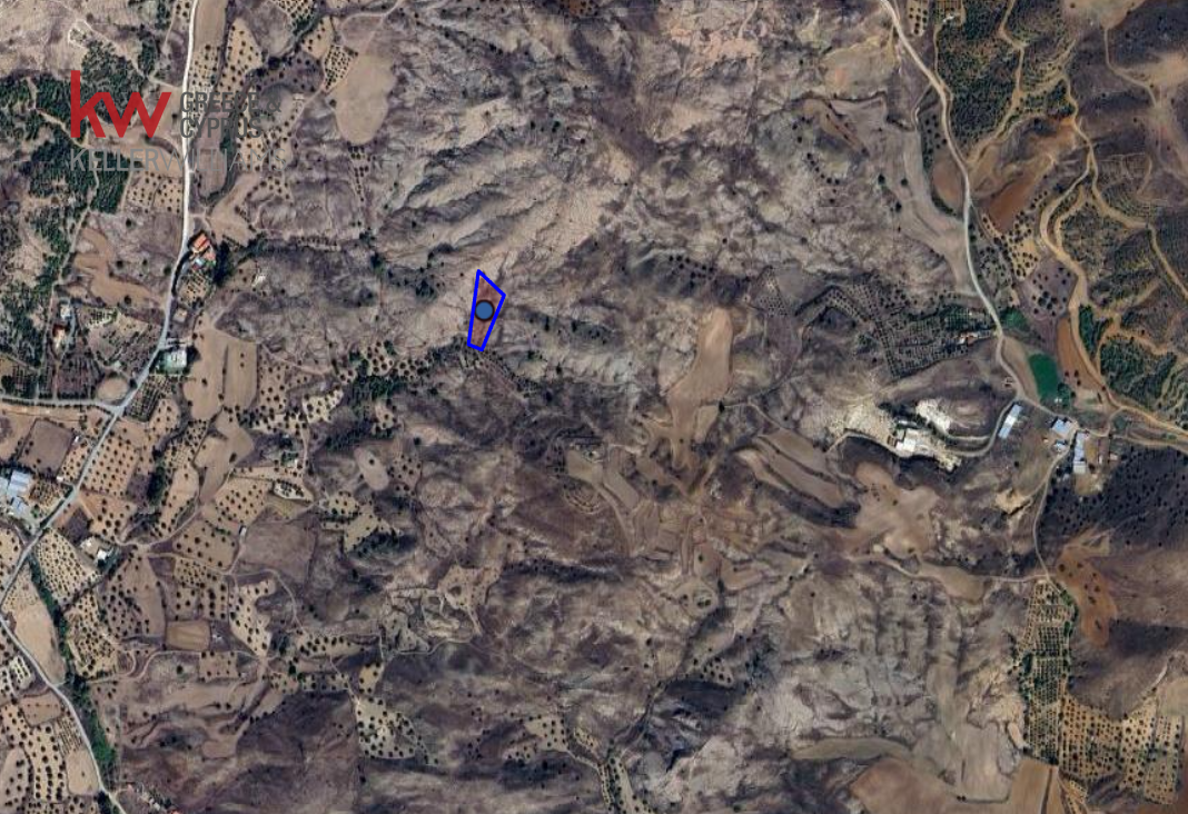 3345m2 Terreno en Alampra, Nicosia, Chipre No. 56832