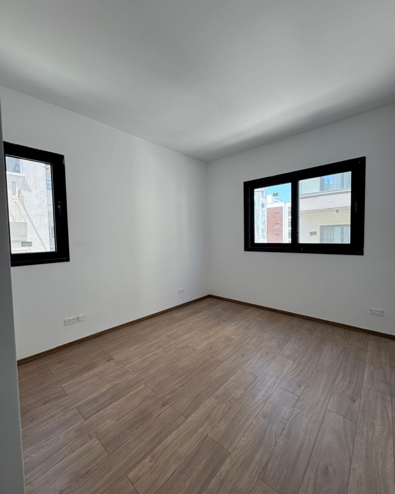 2 bedrooms Apartment in Neapolis, Limassol, Cyprus No. 61577