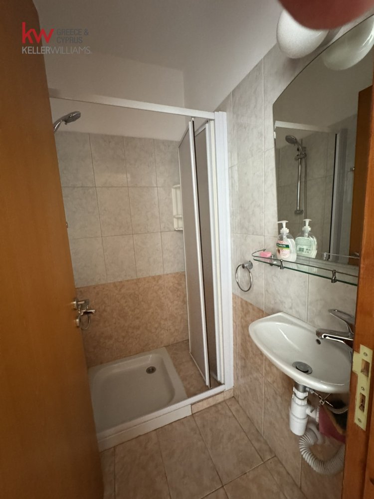 Квартира с 3 спальнями в Ларнака, Кипр № 39964
