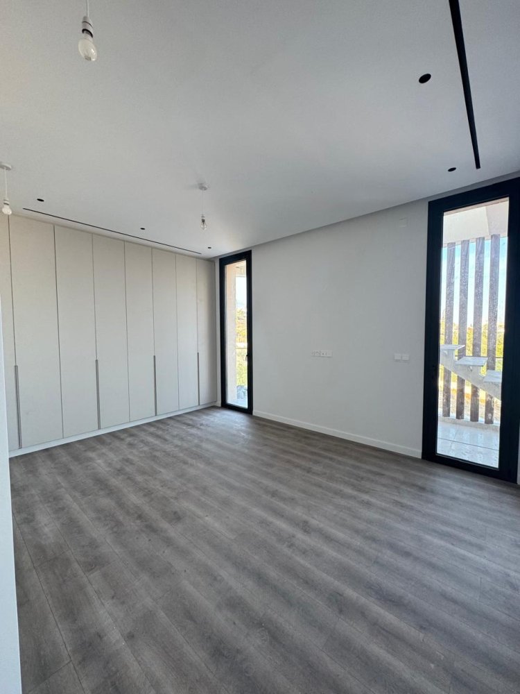 3 bedrooms Apartment in Germasogeia, Limassol, Cyprus No. 62143