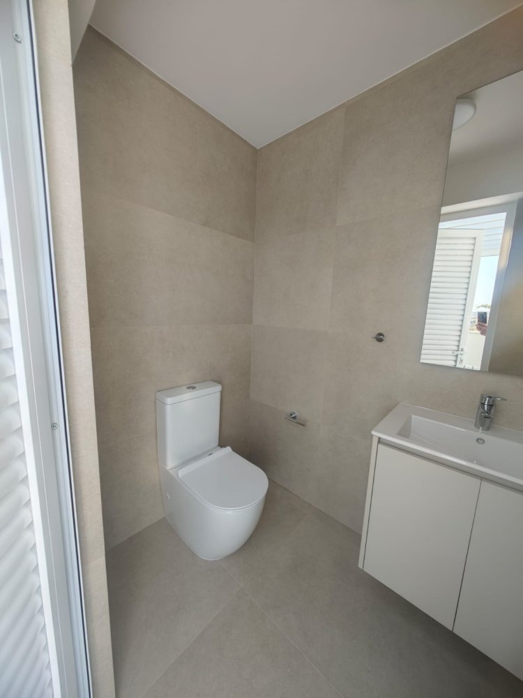 2 chambres Appartement à Aradippou, Larnaka, Chypre No. 61536