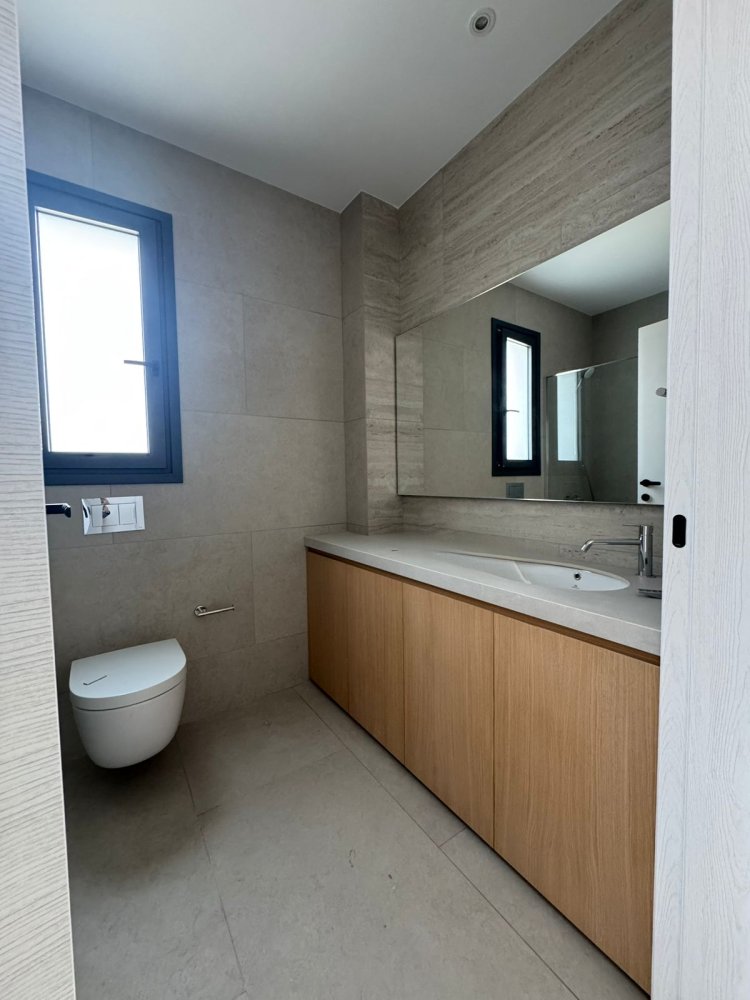 2 bedrooms Apartment in Limassol, Cyprus No. 62608