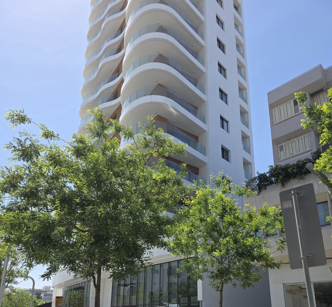 3 bedrooms Apartment in Nicosia, Cyprus No. 61778