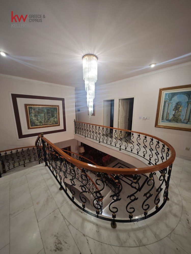 Вилла с 5 спальнями в Арадипу, Ларнака, Кипр № 40126