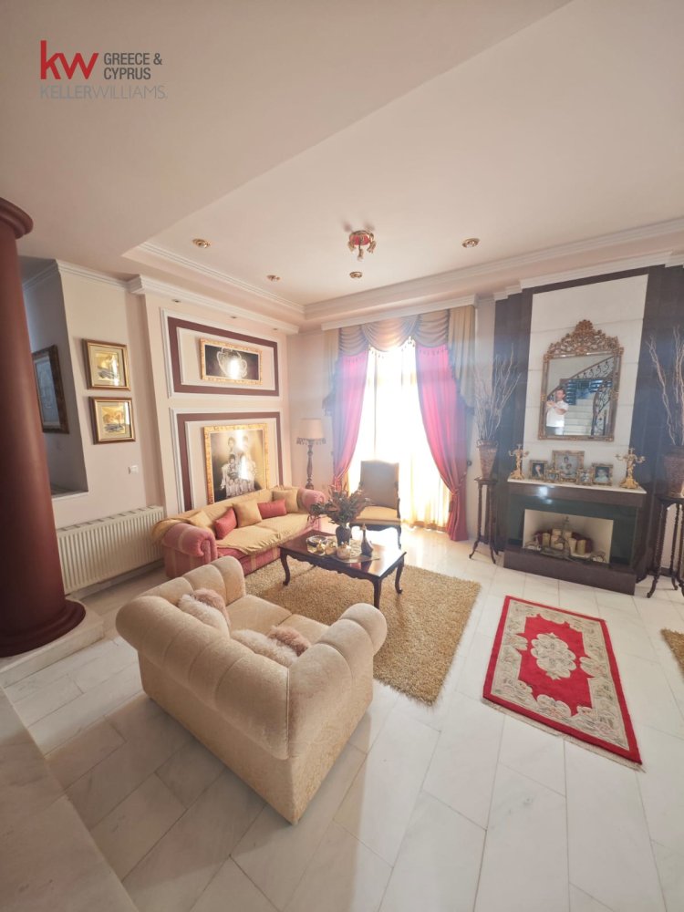 Вилла с 5 спальнями в Арадипу, Ларнака, Кипр № 40126