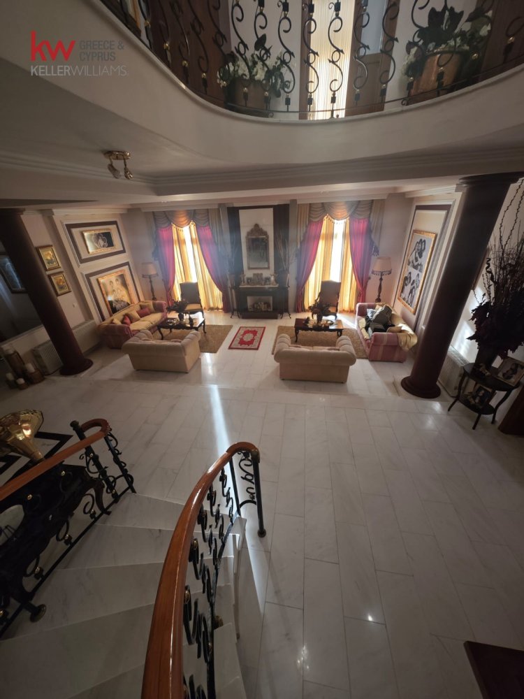 Вилла с 5 спальнями в Арадипу, Ларнака, Кипр № 40126