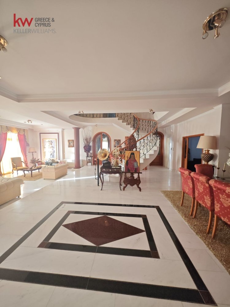 Вилла с 5 спальнями в Арадипу, Ларнака, Кипр № 40126
