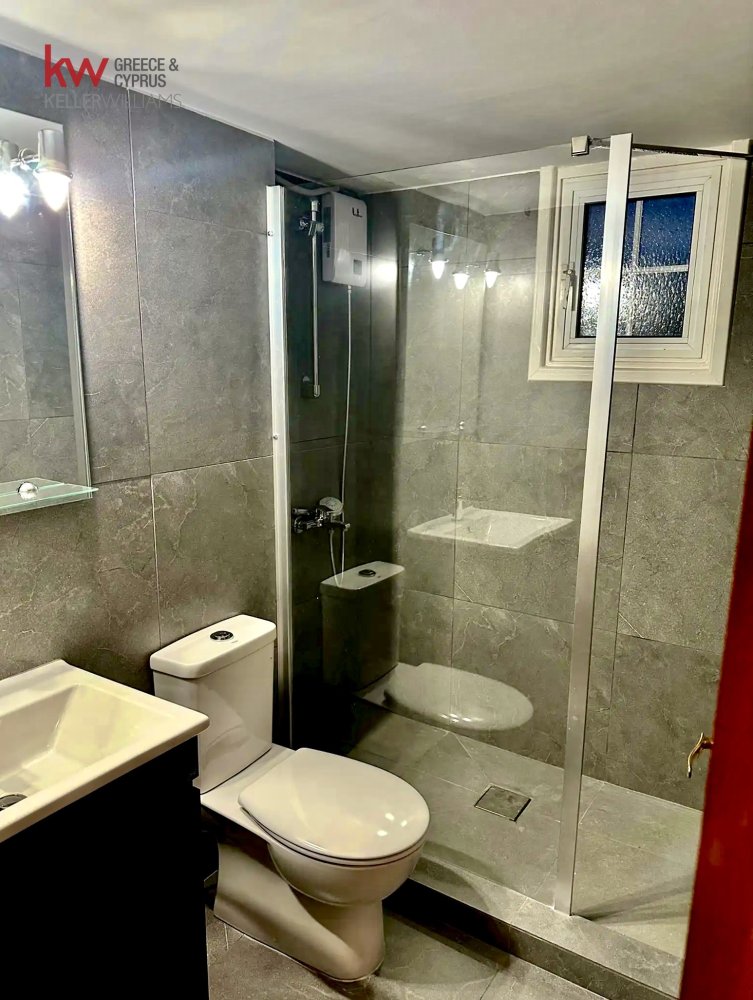 3 dormitorios Apartamento en Larnaca, Larnaka, Chipre No. 62313
