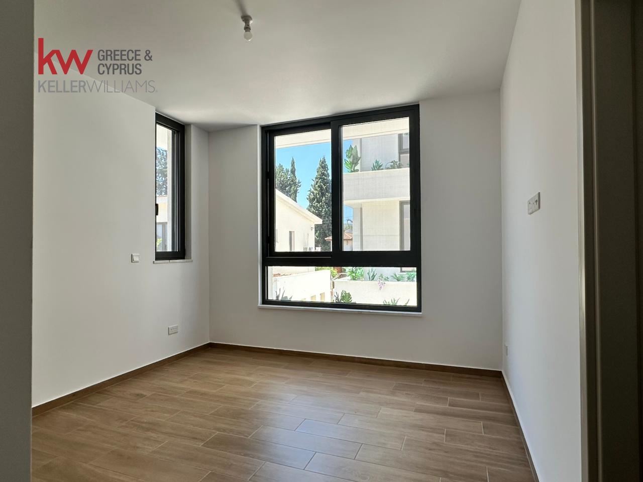 2 bedrooms Apartment in Larnaca, Larnaka, Cyprus No. 40404