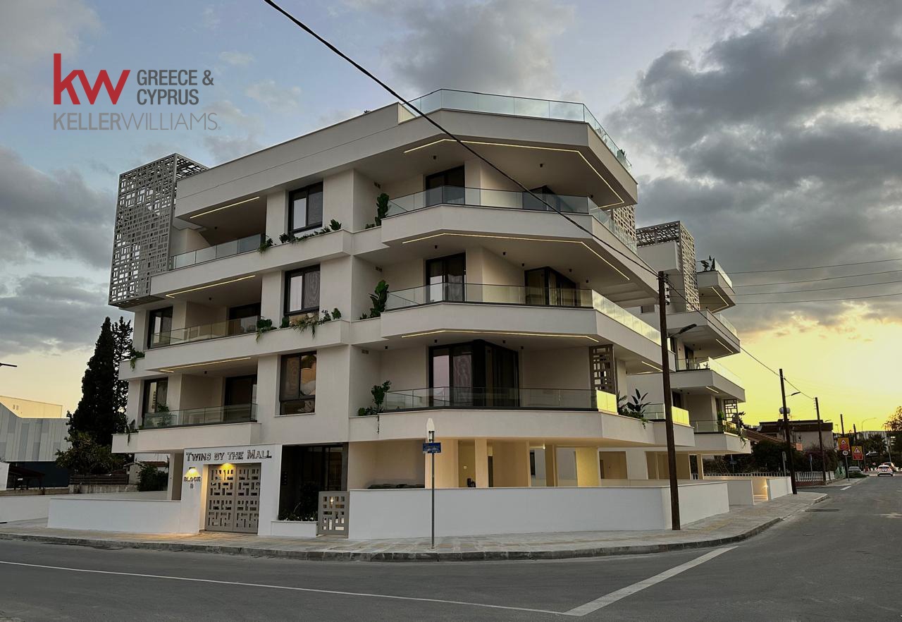 2 bedrooms Apartment in Larnaca, Larnaka, Cyprus No. 40404