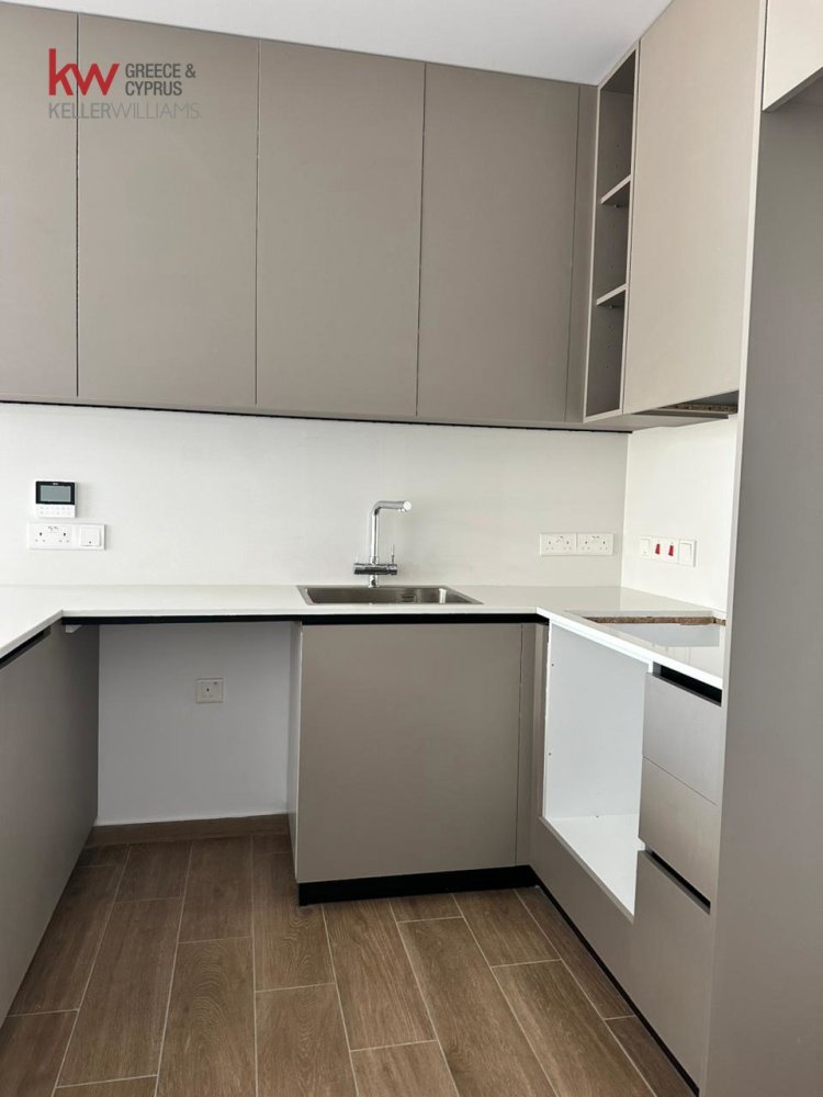 2 bedrooms Apartment in Larnaca, Larnaka, Cyprus No. 40404