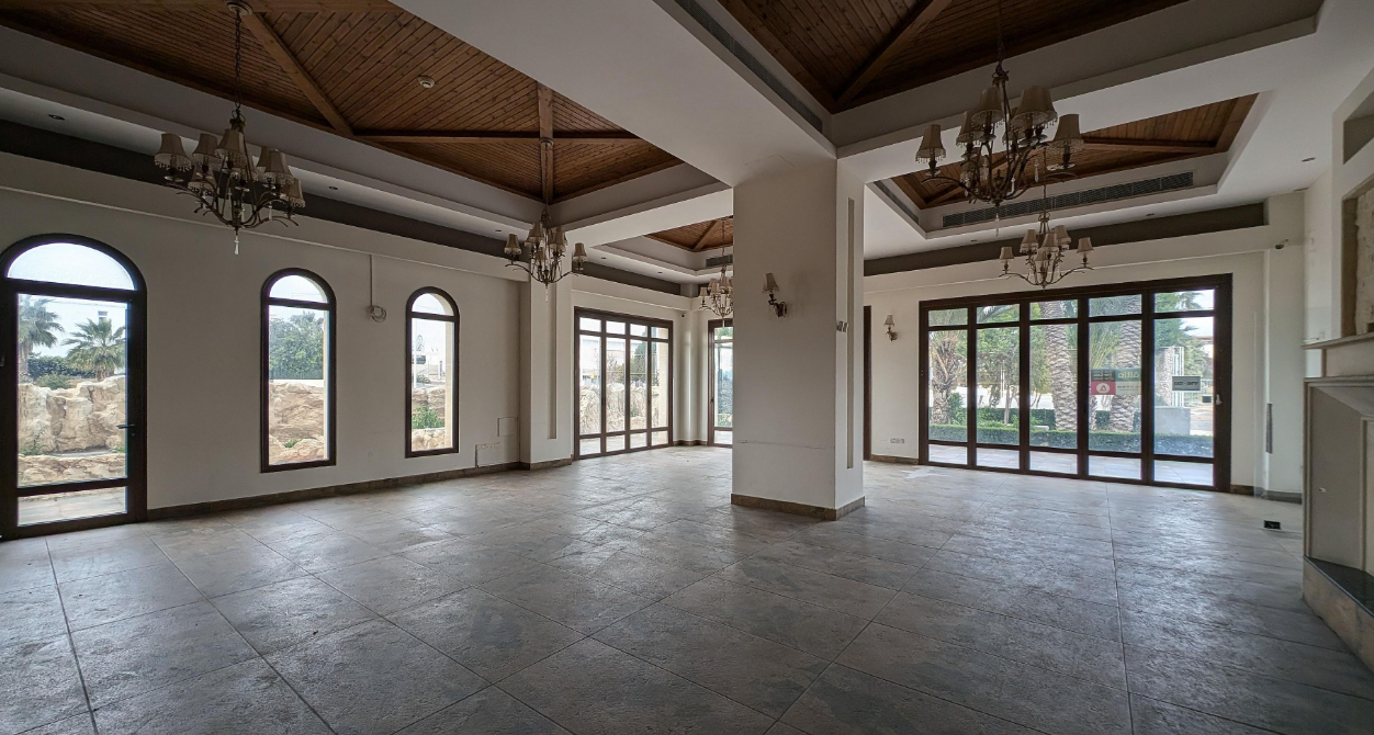 260m2 Commercial property in Moutallos, Paphos, Cyprus No. 61464